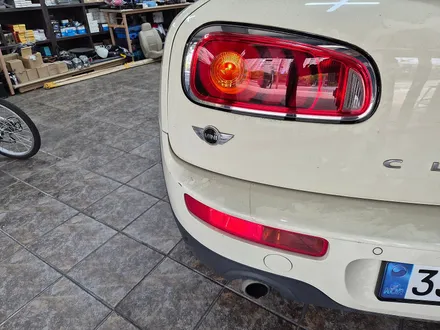 BMW 미니쿠퍼 F54 클럽맨들 차량에 고질병 브레이크등 결함 경고등수리로 스트레스에서 해방시켜드리고 고뱃지 테일램프도 모두 교환하여 드렸습니다.~~~^^ / 서울 도봉구