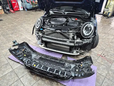 BMW 미니쿠퍼 F56 차주분이 가져오신 미니전용 애프터 마켓 헤드라이트를 모두 교환하여 깜찍이 민휘로 탄생 되었습니다.~~~^^ / 서울 도봉구
