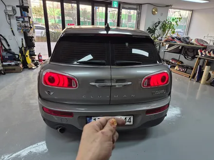 BMW 미니쿠퍼 F56 먹통된 클락션수리와 함께 라이트배선 열화현상  브레이크등 먹통현상 F54 클럽맨 차량에 고질병 브레이크등 결함 경고등을 모두 말끔히 해결하여 드렸습니다.~~ / 서울 도봉구
