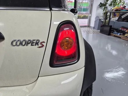 BMW 미니쿠퍼 R56 고질병 브레이크등 경고등 수리와 함께 안개등 미등을 모두 순정으로 돌려드렸습니다.~~~~^^ / 서울 도봉구
