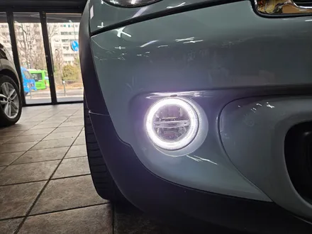 BMW 미니쿠퍼 R60 컨트리맨 LED 면발광 데이라이트 장착과 함께 R56 순정 LED 데이라이트를 퓨즈작업으로 다시 살려 드렸습니다.~~~^^ / 서울 도봉구