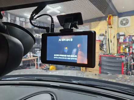 BMW 미니쿠퍼 F54 클럽맨 고질병 브레이크등 결함 수리와 함께 고장난 순정블랙박스를 성능좋은 파인뷰 블랙박스로 모두 교환하여 드렸습니다.~~~~^^ / 서울 도봉구
