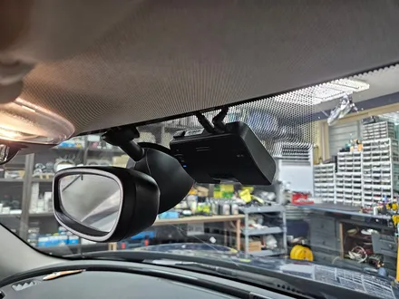 BMW 미니쿠퍼 F56 먹통된 클락션을 말끔히 수리하여드리고 F54 클럽맨 가져오신 블랙박스 장착과 수명이 다한 AGM 배터리를 교환하여 드렸습니다.~~~^^ / 서울 도봉구