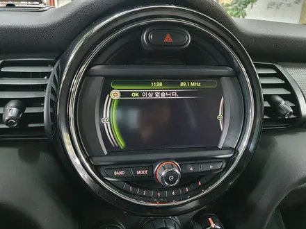 BMW 미니쿠퍼 3세대 F56 브레이크등 결함 테일램프 전체 먹통현상을 말끔히 수리하여 스트레스에서 해방시켜 드렸습니다.~~~^^ / 서울 도봉구