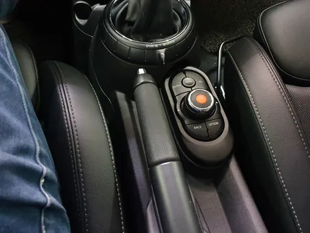 BMW 미니쿠퍼 3세대 F56 스트레스 근본 경고등 변속기 장애 경고등을 말끔히 해결하여 드렸습니다.~~~^^ / 서울 도봉구