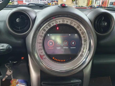 BMW 미니쿠퍼 R60 컨트리맨 순정모니터 연동 편리한 아이폰 카플레이 안드로이드 오토 장착과 필수품 와이드미러 교환으로 차량을 더욱더 안전하게 운행하실수 있습니다.~~~^^ / 서울 도봉구