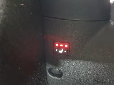 BMW 미니쿠퍼 3.5세대 F56 JCW 아이를 위한 뒷자석 디지털 열선시트 시공으로 뒷자석에서 뜨끈뜨근하게 지내실수 있습니다.~~~~~^^ / 서울 도봉구