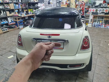 BMW 미니쿠퍼 2세대 R58 쿠페 순정연동 송풍구 엠비언트 튜닝으로 차량에 실내분의기가 확 변신되십니다.~~~^^ / 서울 도봉구