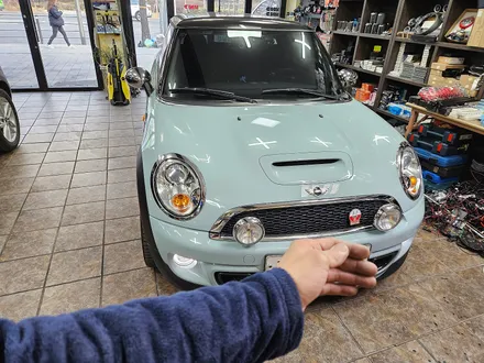 BMW 미니쿠퍼 R60 컨트리맨 LED 면발광 데이라이트 장착과 함께 R56 순정 LED 데이라이트를 퓨즈작업으로 다시 살려 드렸습니다.~~~^^ / 서울 도봉구
