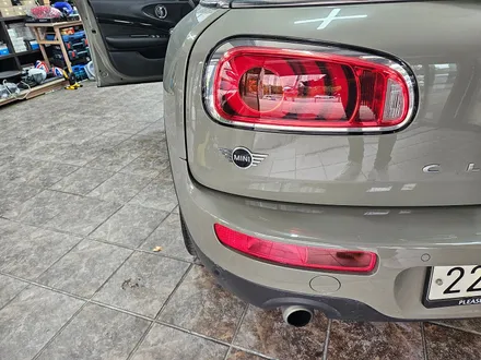 BMW 미니쿠퍼 F54 클럽맨 고질병 브레이크등 결함 경고등을 모두 말끔히 해결하고 깜찍이 고벳지로 꾸며 드렸습니다.~~~^^ / 서울 도봉구