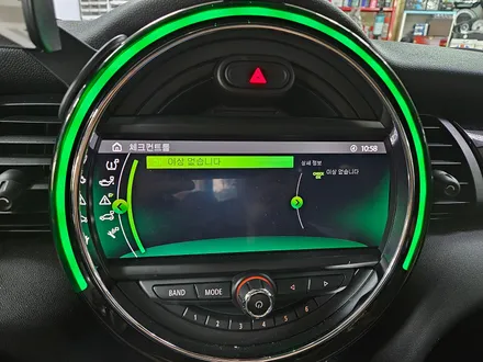 BMW 미니쿠퍼 F56 소모품 브레이크패드를 성능좋은 세라믹 패드 브렘보 브레이크 패드교환으로 제동력과 정숙성을 살려드렸습니다.~~~^^ / 서울 도봉구