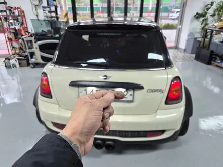 BMW 미니쿠퍼 R56 고질병 브레이크등 경고등 수리와 함께 안개등 미등을 모두 순정으로 돌려드렸습니다.~~~~^^ / 서울 도봉구