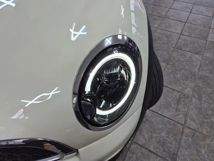 BMW 미니쿠퍼 R58 쿠페 주문하여 가져오신 미니전용 애프터 마켓 LED 데이라이트 라이트교환과 편의장치 락폴딩 유니언잭 테일램프 교환으로 차량에 스타일을 변신시켜 드리고 광명을 / 서울 도봉구