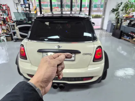 BMW 미니쿠퍼 R56 고질병 브레이크등 경고등 수리와 함께 안개등 미등을 모두 순정으로 돌려드렸습니다.~~~~^^ / 서울 도봉구