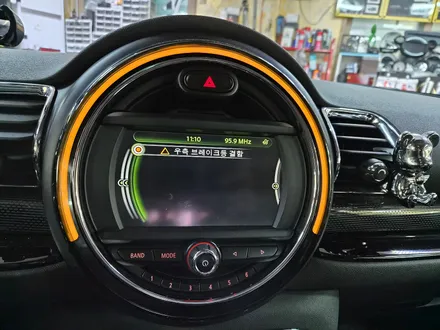 BMW 미니쿠퍼 F54 클럽맨들 차량에 고질병 브레이크등 결함 경고등수리로 스트레스에서 해방시켜드리고 고뱃지 테일램프도 모두 교환하여 드렸습니다.~~~^^ / 서울 도봉구