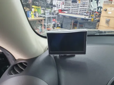 BMW 미니쿠퍼 F56 JCW 순정정품 LED 드라이빙램프 장착으로 간쥐민휘 만들어 드리고 R60 컨트리맨 후방전용 모니터 장착으로 안전하게 후진하실수 있습니다.~~~^^ / 서울 도봉구