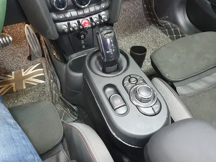 BMW 미니쿠퍼 3.5세대 F57 컨버터블 차주분이 요청하신 전자기어봉 포지션을 모두 수정하여 편리하게 조작하실수 있도록 올려드렸습니다.~~^^ / 서울 도봉구