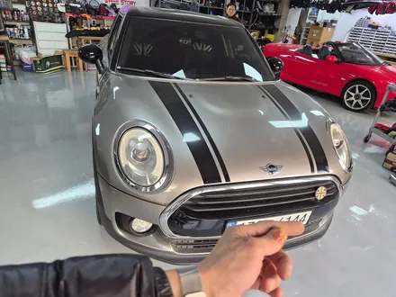 BMW 미니쿠퍼 F56 먹통된 클락션수리와 함께 라이트배선 열화현상  브레이크등 먹통현상 F54 클럽맨 차량에 고질병 브레이크등 결함 경고등을 모두 말끔히 해결하여 드렸습니다.~~ / 서울 도봉구