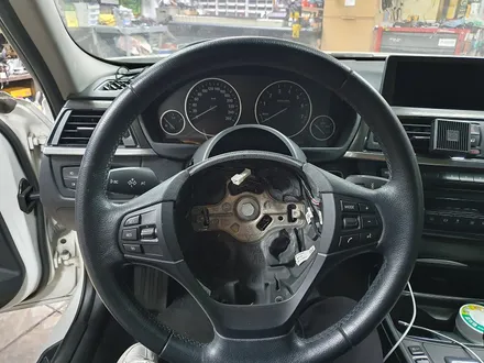 BMW 3시리즈 F30 순정 클락션 수리로 답답한 스트레스를 한방에 해결하여드렸습니다. 급할떄 안눌리면 정말...... 스트레스가...^^ / 서울 도봉구