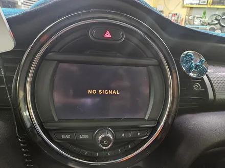 BMW 미니쿠퍼 F56 노 시그널 모니터 현상 해결과 함께 편리한 오토라이트 장착으로 차량이 더욱더 편리해 집니다.~~~^^ / 서울 도봉구