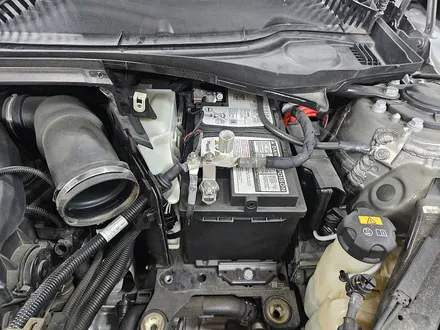 BMW 미니쿠퍼 F54 클럽맨 수명이 다한 배터리를 교환하여 차량에 컨디션을 살려드렸습니다.~~~^^ / 서울 도봉구