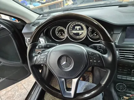 벤츠 CLS 350 W219 먹통된 순정 깜빡이 기능을 수리하여 스트레스에서 해방시켜 드렸습니다.~~~^^ / 서울 도봉구