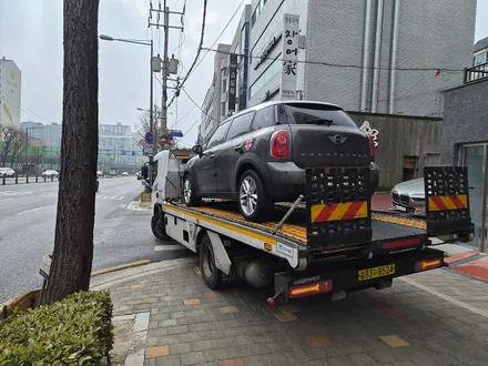 BMW 미니쿠퍼 R60 컨트리맨 연료펌프 릴레이 이상 CAS모듈 시동불능 다른 카센터 공업사에서 원인을 못찾아 견인된 시동불능현상을 모두 해결하여 차량을 정상적으로 살려드렸습니다. / 서울 도봉구
