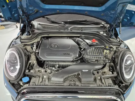 BMW 미니쿠퍼 F56 소모품 엔진마운트와 밋션마운트 교환으로 차량에 정숙성을 살려드렸습니다.~~~^^ / 서울 도봉구