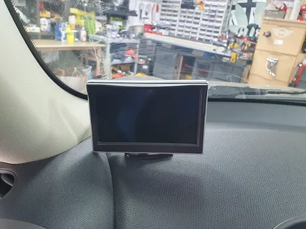 BMW 미니쿠퍼 F56 JCW 순정정품 LED 드라이빙램프 장착으로 간쥐민휘 만들어 드리고 R60 컨트리맨 후방전용 모니터 장착으로 안전하게 후진하실수 있습니다.~~~^^ / 서울 도봉구