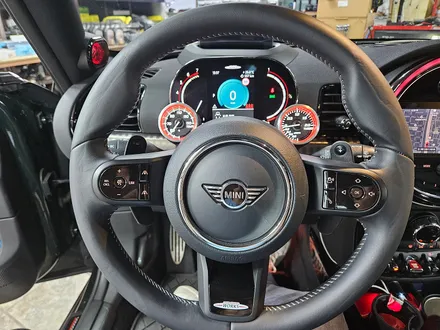 BMW 미니쿠퍼 F54 클럽맨 JCW 가져오신 데피게이지 장착으로 운행에 감성마력을 1000마력 상승시켜 드렸습니다.~~~^^ / 서울 도봉구