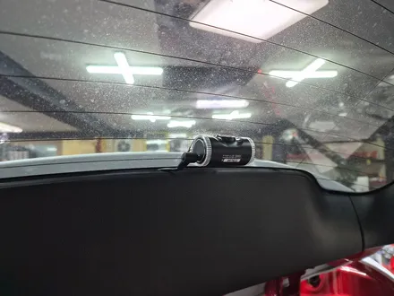 BMW 미니쿠퍼 R60 컨트리맨 고장난 블랙박스 교환과 도어라이트 장착 손상된 기어봉순정으로 모두 교환하여 차량에 컨디션을 회복시켜 드렸습니다.~~~~^^ / 서울 도봉구