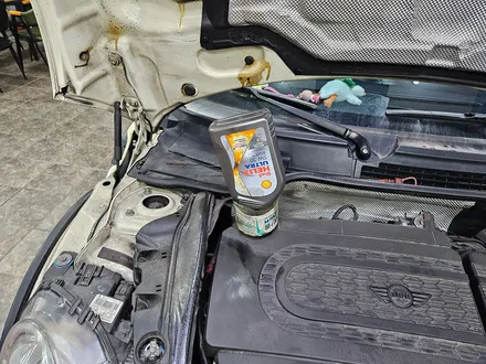 BMW 미니쿠퍼 R56 기존 칙칙한 누렁이 할로겐 라이트를 자동차 검사에도 통과되는 인증제품 고휘도 LED 라이트 교환과 함께 엔진오일 브레이크등 경고등 모두 말끔히 해결!~~^^ / 서울 도봉구