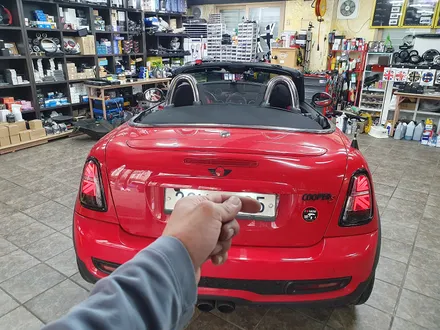 BMW 미니쿠퍼 R59 로드스터 가져오신 각종 비부와 튜닝제품을 모두 인스톨 하여 드렸습니다.~~~^^ / 서울 도봉구