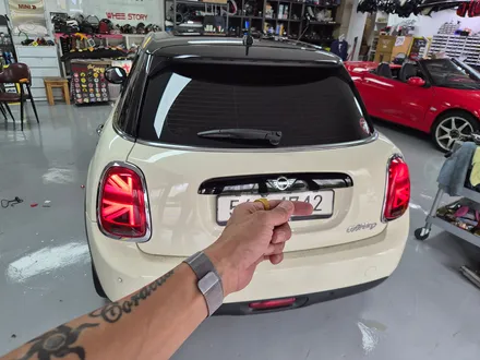 BMW 미니쿠퍼 F55 편리한 카플레이 안드로이드 오토 장착과 블랙박스 교환으로 차량이 더욱더 편리해집니다.~~~~^^ / 서울 도봉구