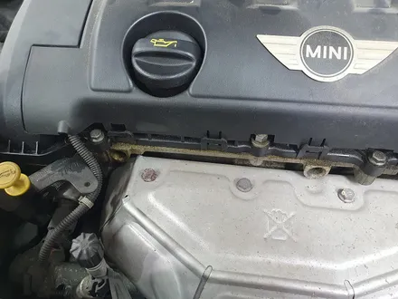 BMW 미니쿠퍼 R55 클럽맨 독일에서 파손된 윈도우유리 부품와서 장기입원 환자 퇴원준비중 입니다.~~~^^ / 서울 도봉구