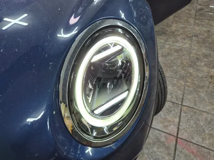 BMW 미니쿠퍼 F56 차주분이 가져오신 미니전용 애프터 마켓 헤드라이트를 모두 교환하여 깜찍이 민휘로 탄생 되었습니다.~~~^^ / 서울 도봉구
