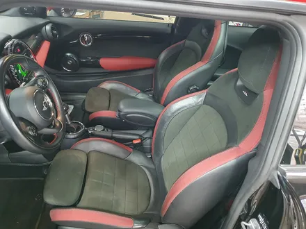 BMW 미니쿠퍼 3세대 F56 JCW 고장난 순정 열선시트 기능을 모두분해후 수리후 정상적으로 모두 살려드렸습니다.~~~^^ / 서울 도봉구