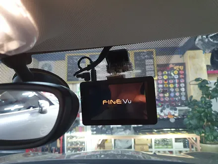 BMW 미니쿠퍼 F54 클럽맨 기존 순정블랙박스를 모두 제거하고 성능좋은 파인뷰 블랙박스로 교환하여 드렸습니다.~~~^^ / 서울 도봉구