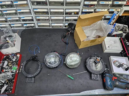 BMW 미니쿠퍼 R60 컨트리맨 가져오신 LED 데이라이트 장착으로 차량에 스타일과 야간에 광명을 찾아 드렸습니다.~~~^^ / 서울 도봉구