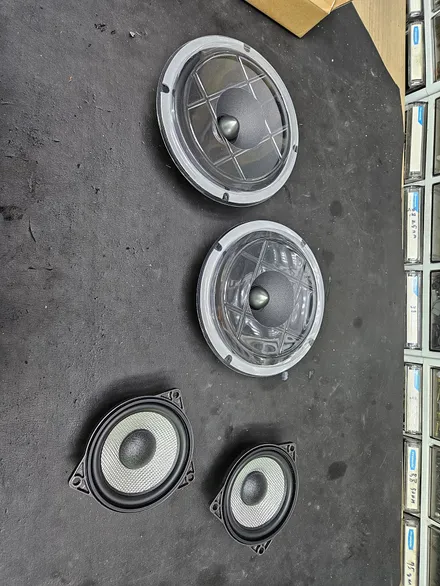 BMW 미니쿠퍼 R56 가져오신 포칼스피커 장착으로 오디오 사운드를 업그레이드 해드렸습니다.~~~^^ / 서울 도봉구
