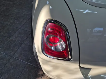 BMW 미니쿠퍼 R58 쿠페 주문하여 가져오신 미니전용 애프터 마켓 LED 데이라이트 라이트교환과 편의장치 락폴딩 유니언잭 테일램프 교환으로 차량에 스타일을 변신시켜 드리고 광명을 / 서울 도봉구