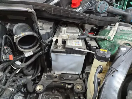 BMW 미니쿠퍼 F60 컨트리맨 순간적으로 사망한 순정 메인배터리를 AGM 배터리로 교환하여 차량에 전력시스템 컨디션을 회복시켜 드렸습니다.~~~^^ / 서울 도봉구