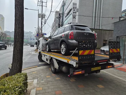 BMW 미니쿠퍼 R60 컨트리맨 연료펌프 릴레이 이상 CAS모듈 시동불능 다른 카센터 공업사에서 원인을 못찾아 견인된 시동불능현상을 모두 해결하여 차량을 정상적으로 살려드렸습니다. / 서울 도봉구