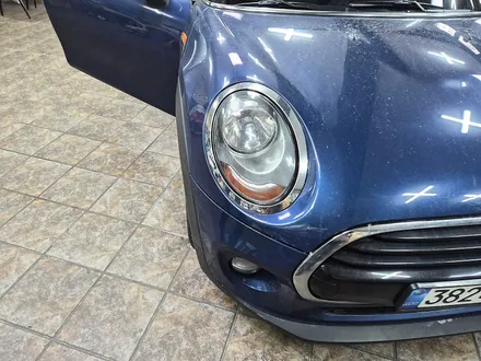 BMW 미니쿠퍼 F56 차주분이 가져오신 미니전용 애프터 마켓 헤드라이트를 모두 교환하여 깜찍이 민휘로 탄생 되었습니다.~~~^^ / 서울 도봉구