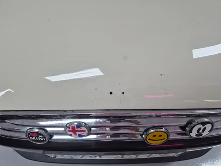 BMW 미니쿠퍼 F57 컨버터블 손상된 순정 앰블럼 교체와 깜찍이 원피스 고뱃지 장착으로 차량에 스타일을 올려드렸습니다.~~~^^ / 서울 도봉구