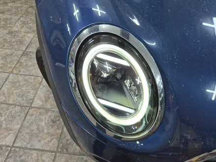 BMW 미니쿠퍼 F56 차주분이 가져오신 미니전용 애프터 마켓 헤드라이트를 모두 교환하여 깜찍이 민휘로 탄생 되었습니다.~~~^^ / 서울 도봉구