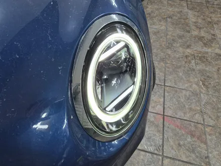 BMW 미니쿠퍼 F56 차주분이 가져오신 미니전용 애프터 마켓 헤드라이트를 모두 교환하여 깜찍이 민휘로 탄생 되었습니다.~~~^^ / 서울 도봉구