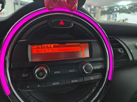 BMW 미니쿠퍼 F56 먹통된 클락션수리와 함께 라이트배선 열화현상  브레이크등 먹통현상 F54 클럽맨 차량에 고질병 브레이크등 결함 경고등을 모두 말끔히 해결하여 드렸습니다.~~ / 서울 도봉구
