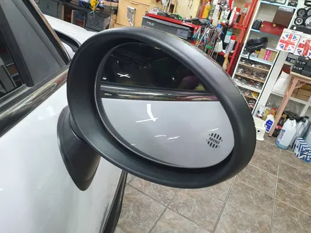 BMW 미니쿠퍼 R60 컨트리맨 순정모니터 연동 편리한 아이폰 카플레이 안드로이드 오토 장착과 필수품 와이드미러 교환으로 차량을 더욱더 안전하게 운행하실수 있습니다.~~~^^ / 서울 도봉구