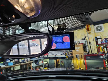 BMW 미니쿠퍼 F54 클럽맨 가져오신 블랙박스 장착으로 주행및 주차중 안전하게 녹화 하세요.~~~^^ / 서울 도봉구